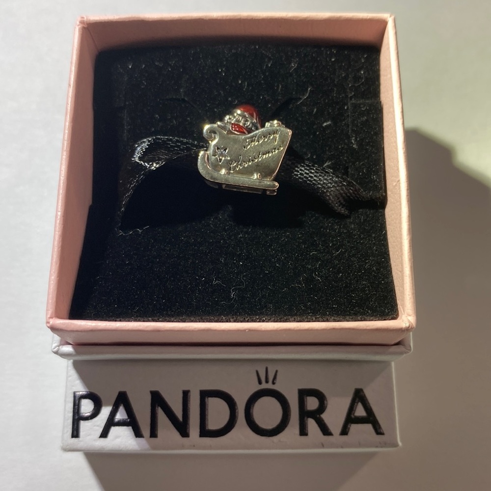 Pandora Santa’s Sleigh Charm  CHRISTMAS SPECIAL